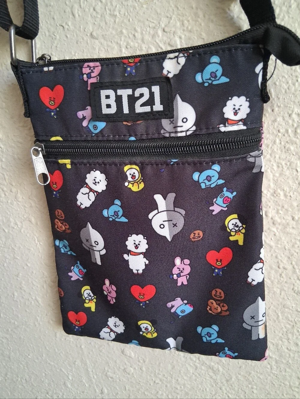 BT21 BTS small Zipper Crossbody Bag